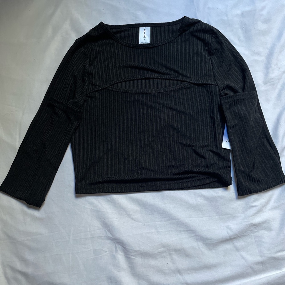 Black Long Sleeve Crop Top